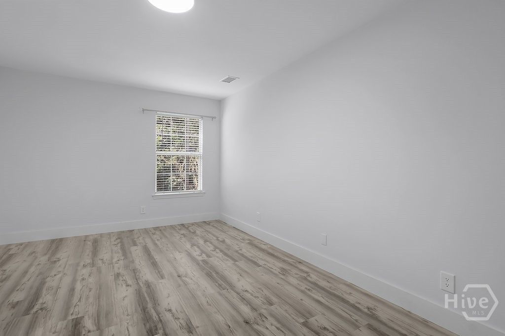 Image 24 of property listing at 11903 Apache Avenue 3, Savannah, GA 31419