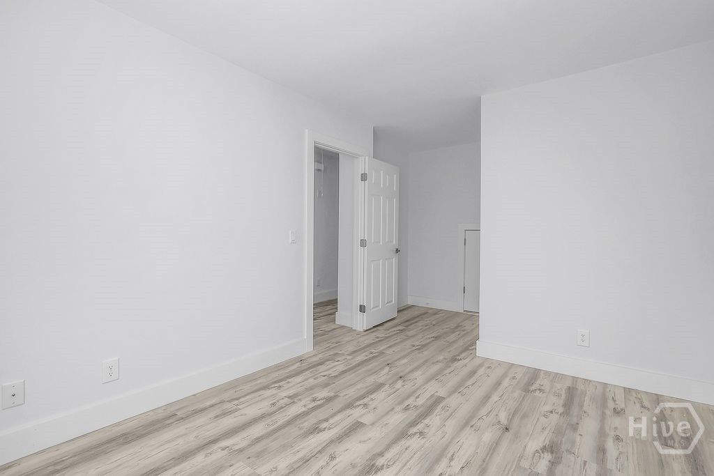Image 31 of property listing at 11903 Apache Avenue 3, Savannah, GA 31419