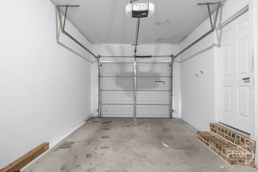 Image 33 of property listing at 11903 Apache Avenue 3, Savannah, GA 31419