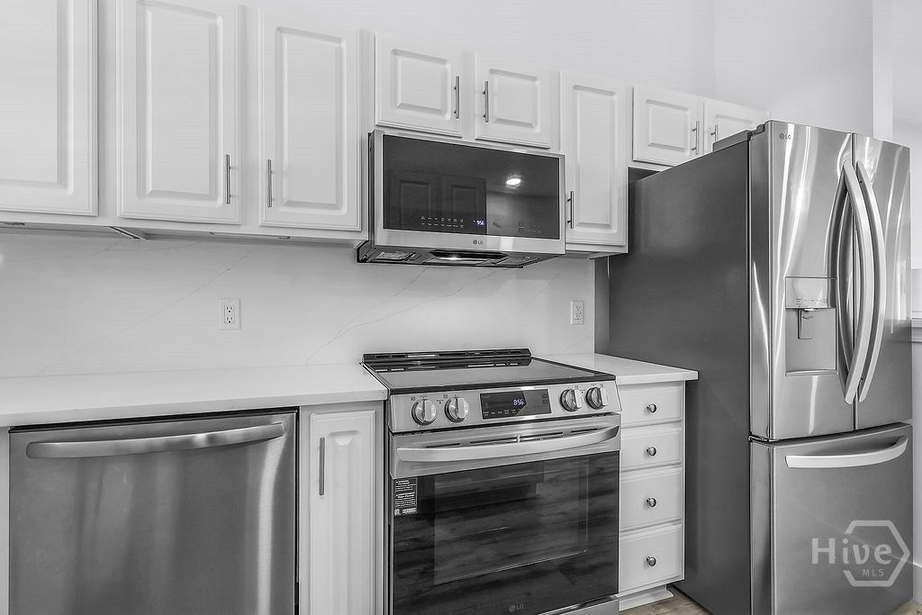 Image 8 of property listing at 11903 Apache Avenue 3, Savannah, GA 31419