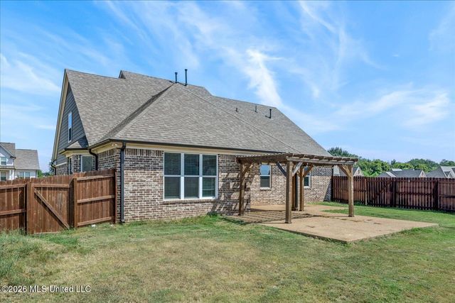 13415 N Fields Lane, Olive Branch, MS 38654