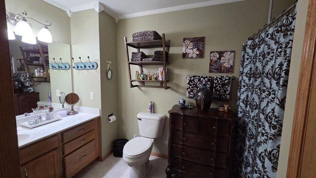 104 Queens WAY, Fond Du Lac, WI 54935