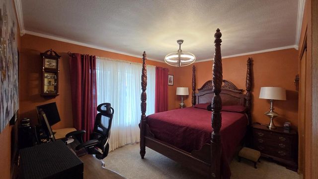 104 Queens WAY, Fond Du Lac, WI 54935
