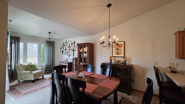 104 Queens WAY, Fond Du Lac, WI 54935