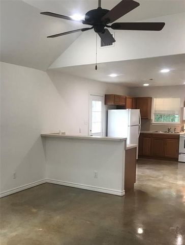 516 County Road 2269, Cleveland, TX 77327