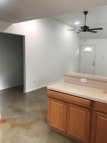 516 County Road 2269, Cleveland, TX 77327