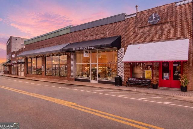 28 N Main Street, Ellijay, GA 30540