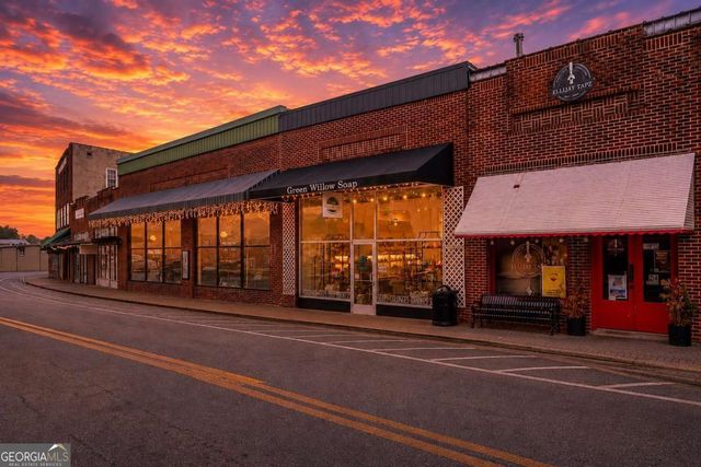 28 N Main Street, Ellijay, GA 30540