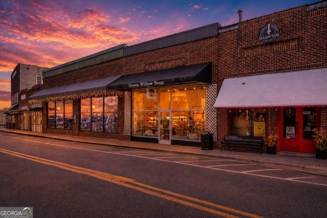 28 N Main Street, Ellijay, GA 30540