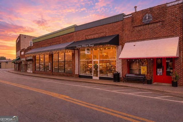 28 N Main Street, Ellijay, GA 30540