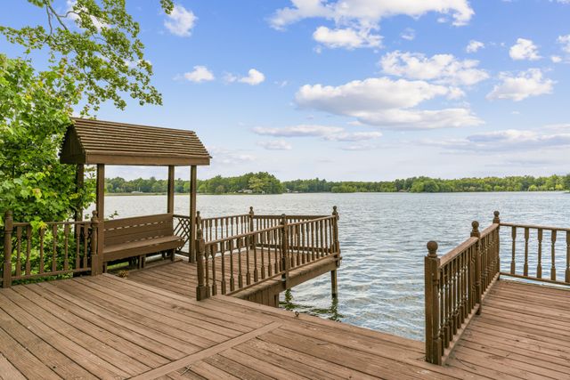 46 Lakeshore Dr, Beechgrove, TN 37018