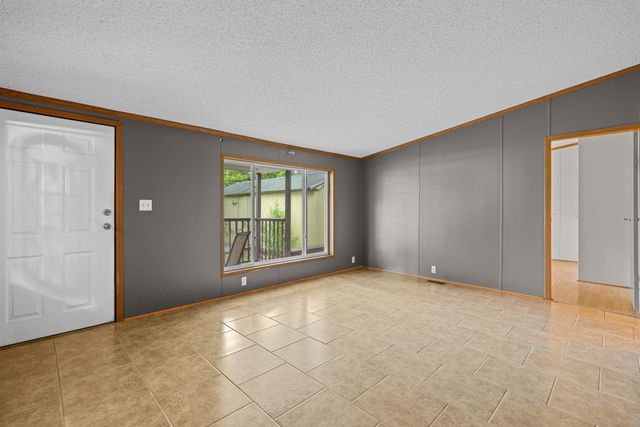 46 Lakeshore Dr, Beechgrove, TN 37018
