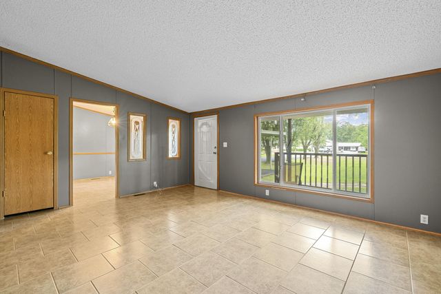 46 Lakeshore Dr, Beechgrove, TN 37018