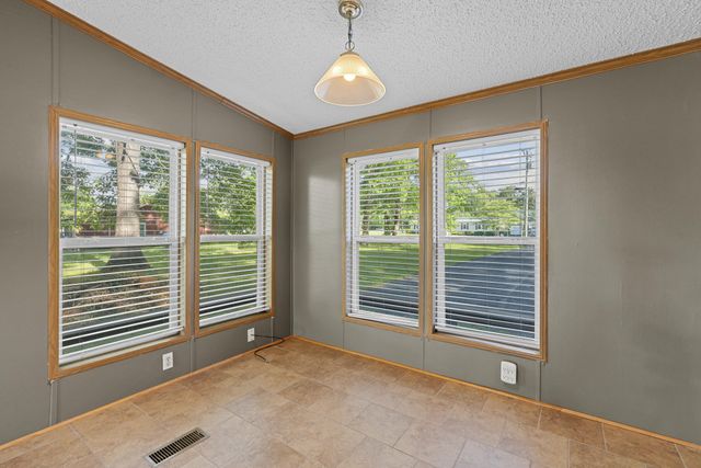 46 Lakeshore Dr, Beechgrove, TN 37018