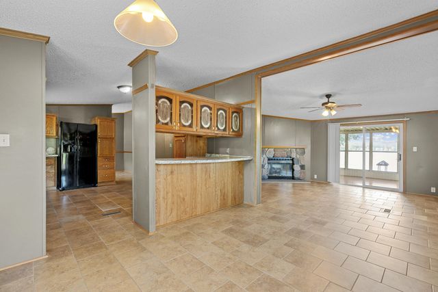46 Lakeshore Dr, Beechgrove, TN 37018