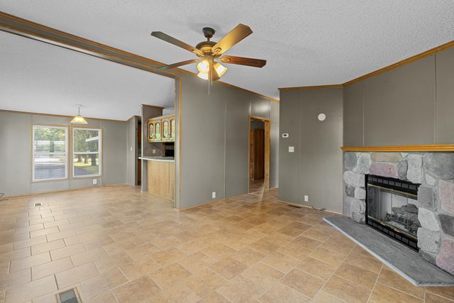 46 Lakeshore Dr, Beechgrove, TN 37018