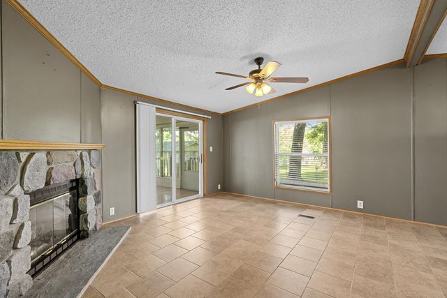 46 Lakeshore Dr, Beechgrove, TN 37018