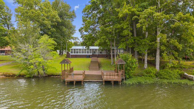 46 Lakeshore Dr, Beechgrove, TN 37018