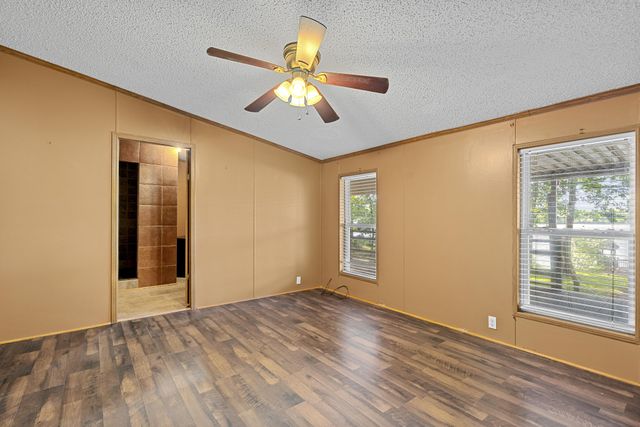 46 Lakeshore Dr, Beechgrove, TN 37018