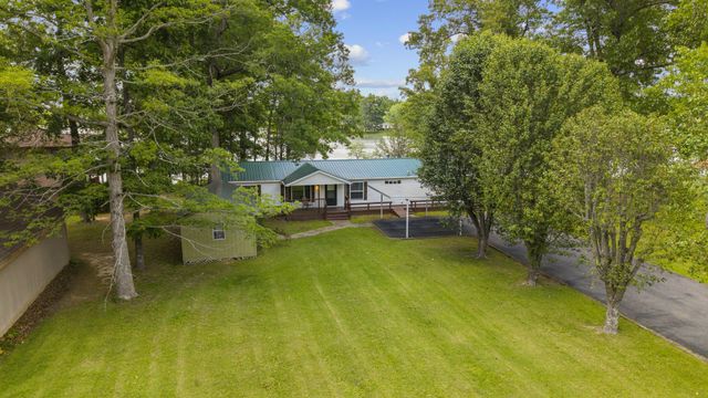 46 Lakeshore Dr, Beechgrove, TN 37018