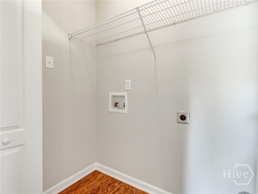 Image 20 of property listing at 127 Williams Avenue, Richmond Hill, GA 31324