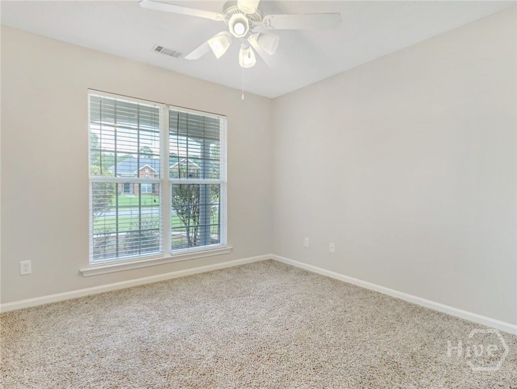 Image 27 of property listing at 127 Williams Avenue, Richmond Hill, GA 31324