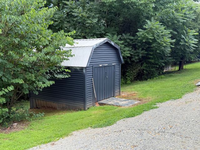 228 Dudley Hill Road, Nancy, KY 42544