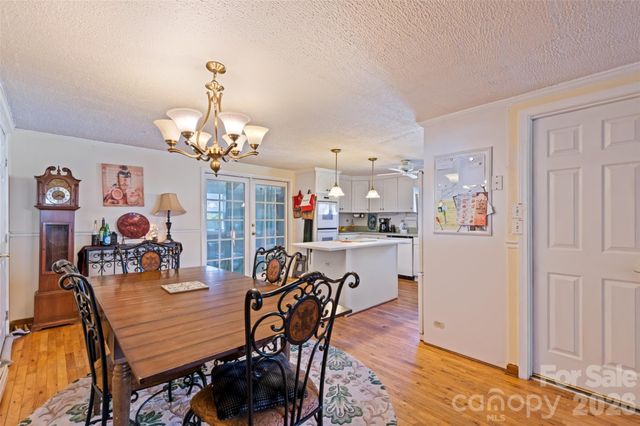 6 Chestnut Terrace, Asheville, NC 28803