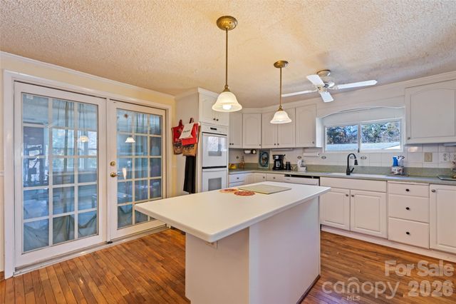 6 Chestnut Terrace, Asheville, NC 28803