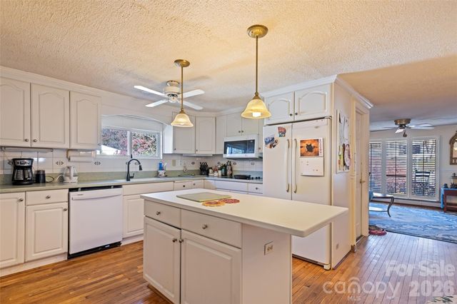 6 Chestnut Terrace, Asheville, NC 28803