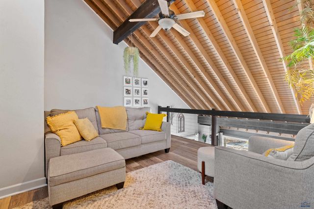 8D GLENDALE LN, Rapid City, SD 57702