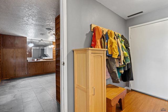 8D GLENDALE LN, Rapid City, SD 57702