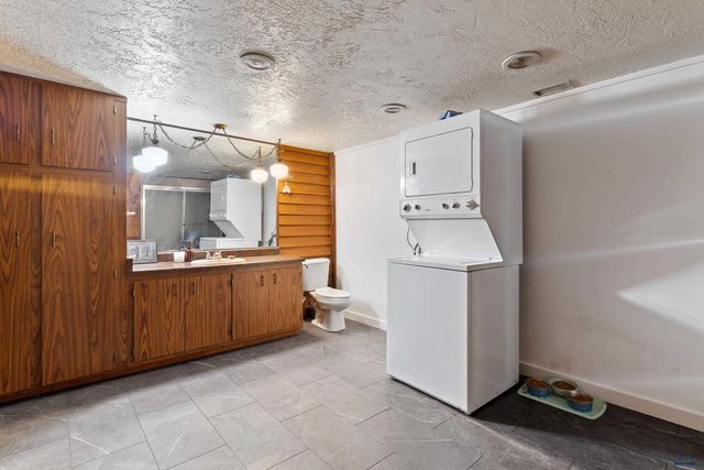 8D GLENDALE LN, Rapid City, SD 57702