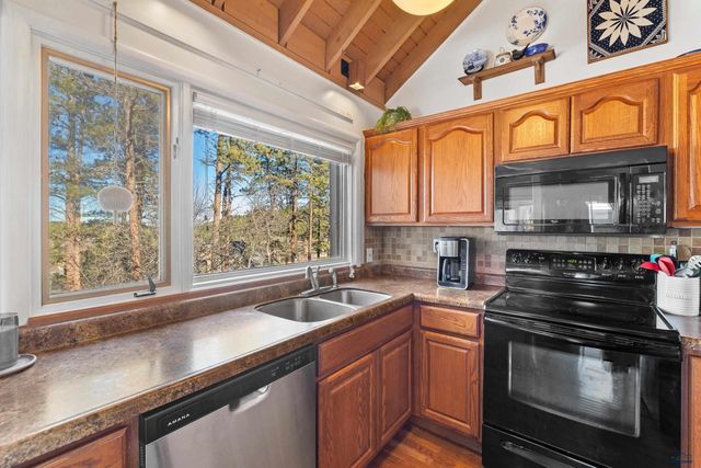 8D GLENDALE LN, Rapid City, SD 57702