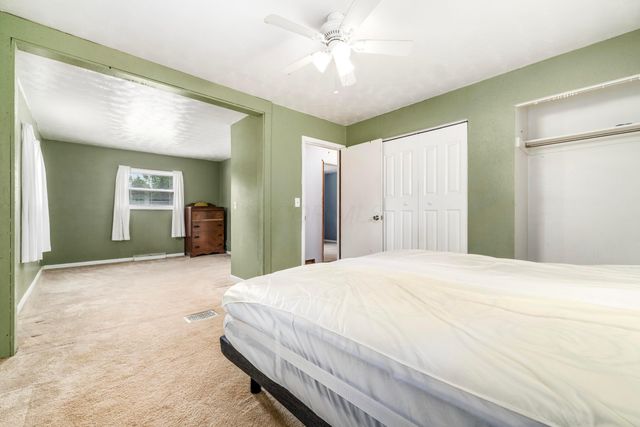 54 Harbor View Drive Drive, Thornville, OH 43076