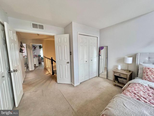 180 DEER RUN CT, Royersford, PA 19468