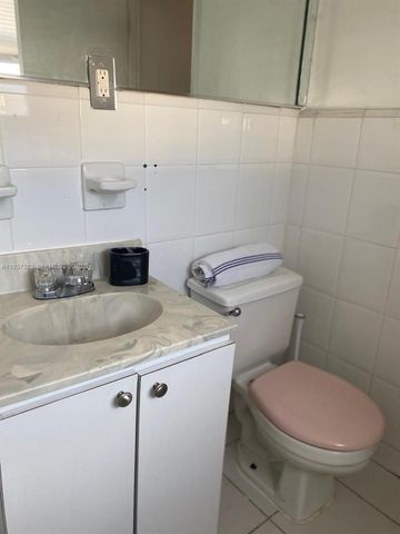 6345 Collins Ave 512, Miami Beach, FL 33141