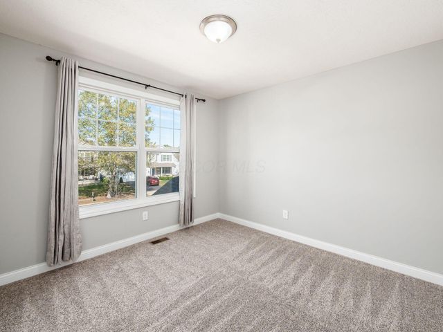 45 Gold Meadow Drive, Lewis Center, OH 43035