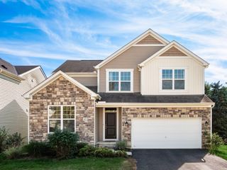 45 Gold Meadow Drive, Lewis Center, OH 43035