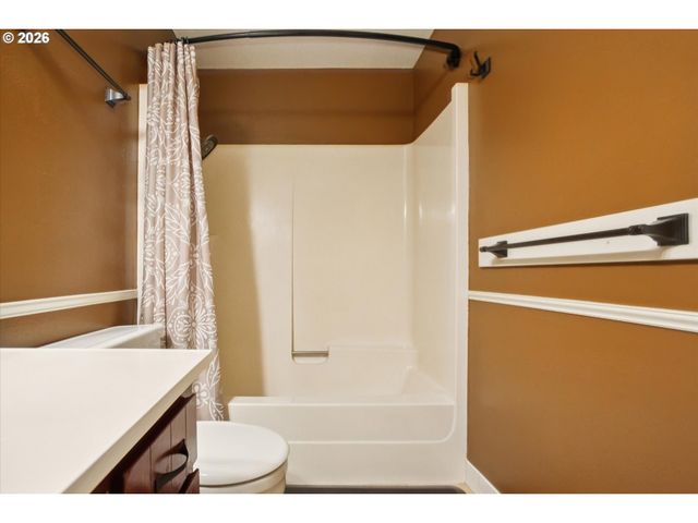 39340 GLOVER Ct, Sandy, OR 97055