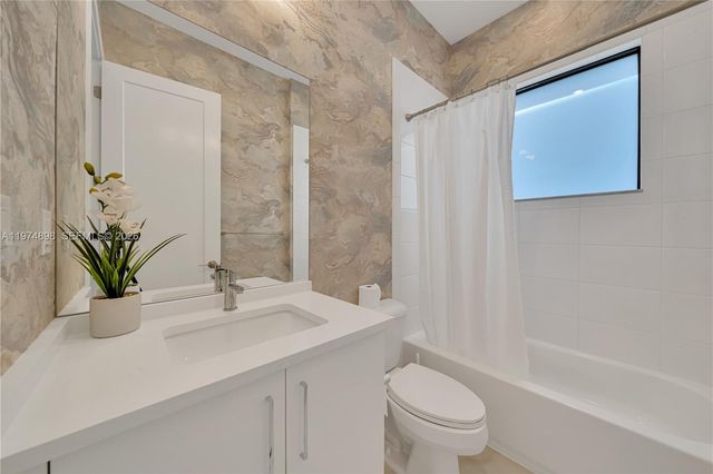 20052 Pacific Dunes Drive, Boca Raton, FL 33434