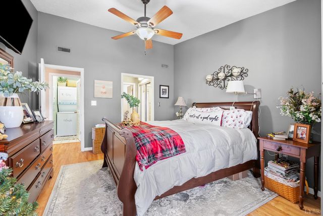 208 Manor Drive, Forest, VA 24551