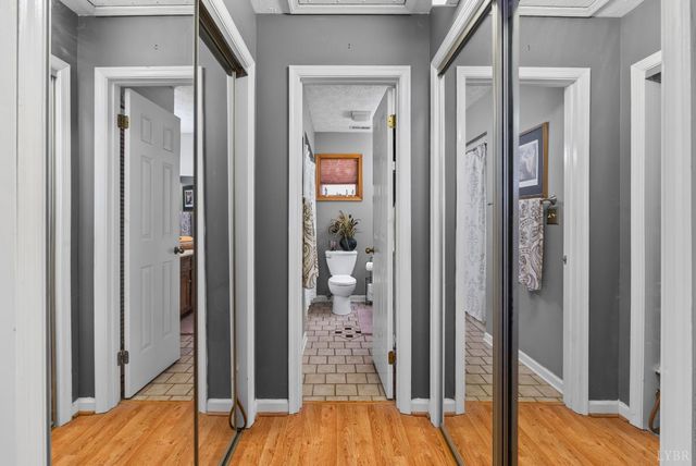 208 Manor Drive, Forest, VA 24551