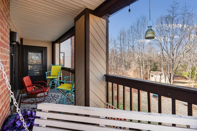 208 Manor Drive, Forest, VA 24551