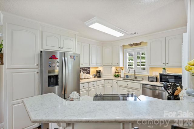 1302 Laurel Woods Drive, Gastonia, NC 28052
