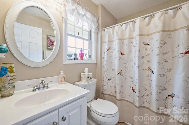 1302 Laurel Woods Drive, Gastonia, NC 28052