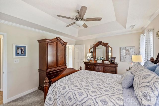 1302 Laurel Woods Drive, Gastonia, NC 28052