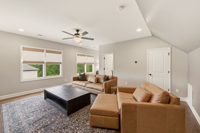 971 Nashs Nook, Columbia, TN 38401