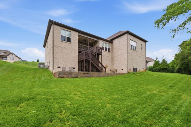 971 Nashs Nook, Columbia, TN 38401