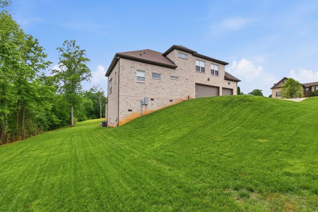 971 Nashs Nook, Columbia, TN 38401